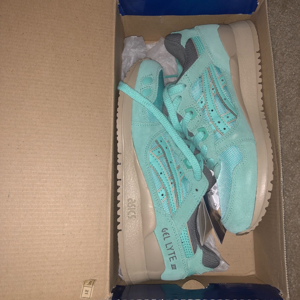 ASICS “COCKATOO” GEL LYTE